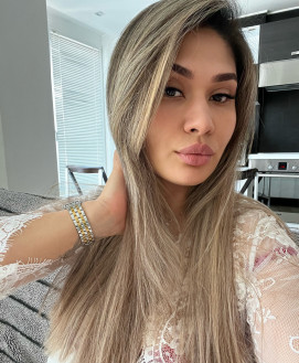 Alexa - escort review from Russia