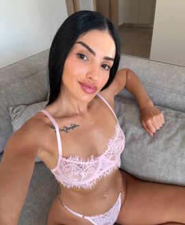 Zoe