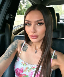 Helen_Skinny