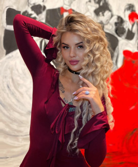 Angelina_Young