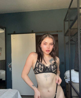 Valeria Queen