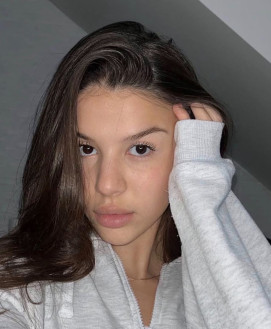 KARINA_A
