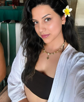 Lila Vip